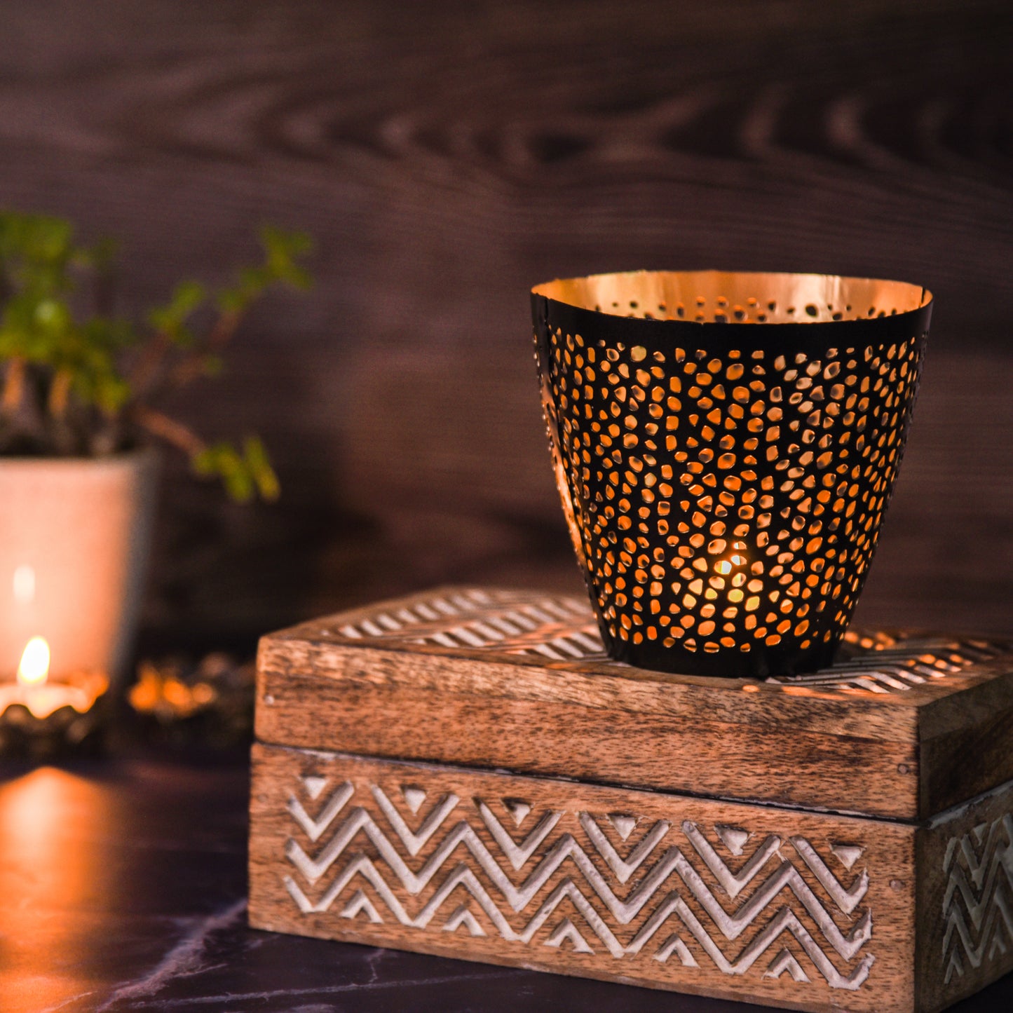 Metal Votive Bucket Shape with black Colour outside and Golden inside