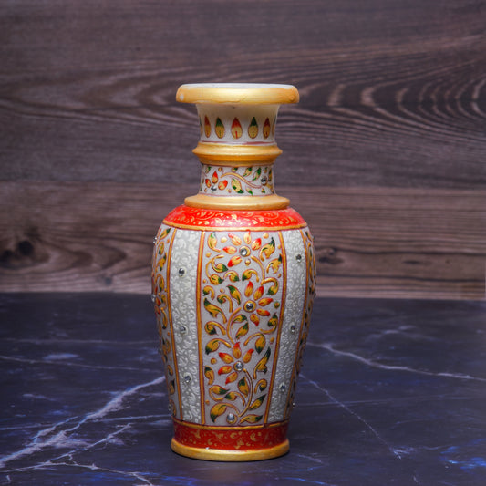 Marble Vase with white border