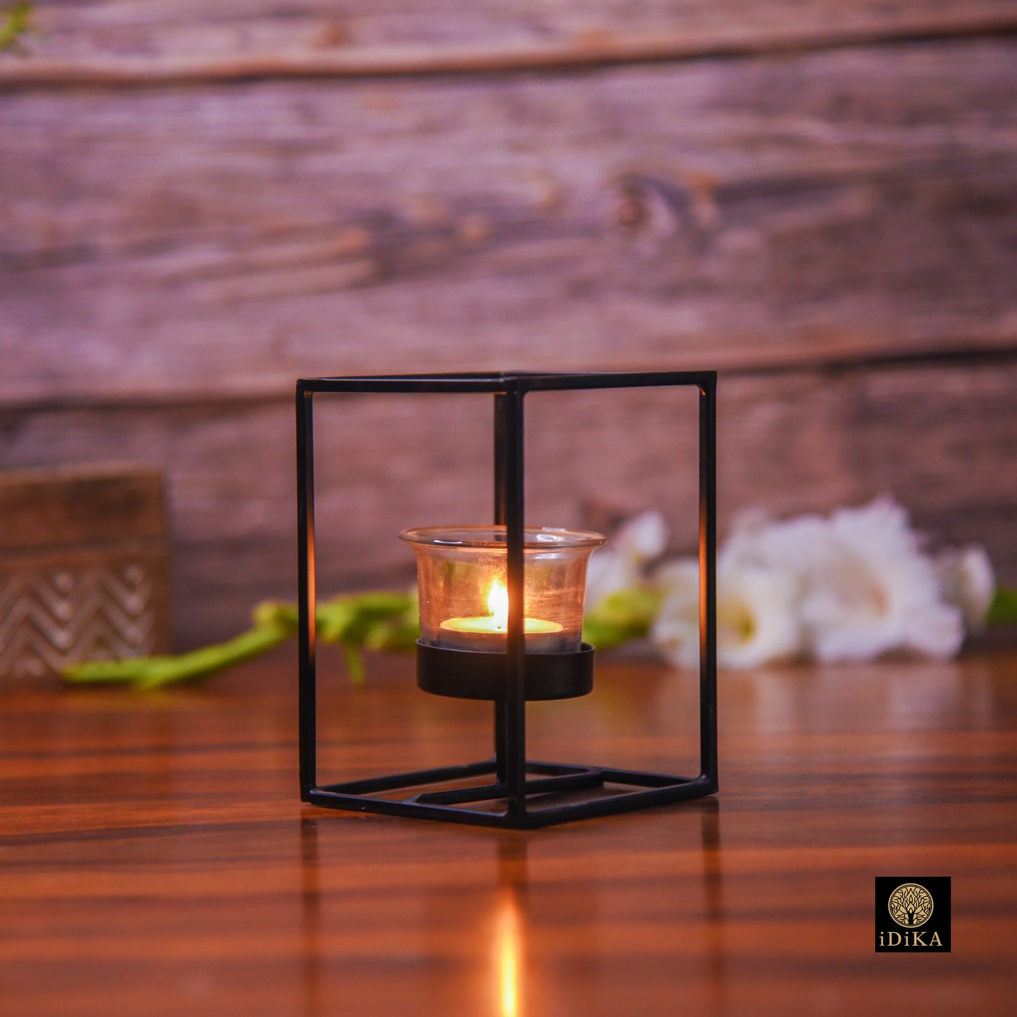 Black Wire Candle Holder